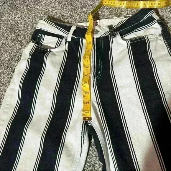 BDG Jeans, Urban Outfitters, Women Size 27 W, Mom, Black & White Striped Jeans - Picture 4 of 9